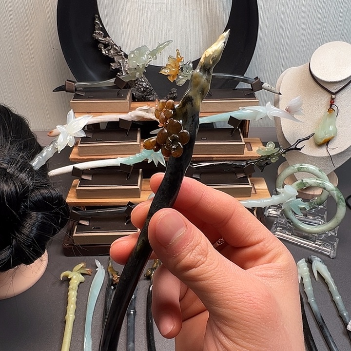 蛇纹石玉未镶嵌发簪