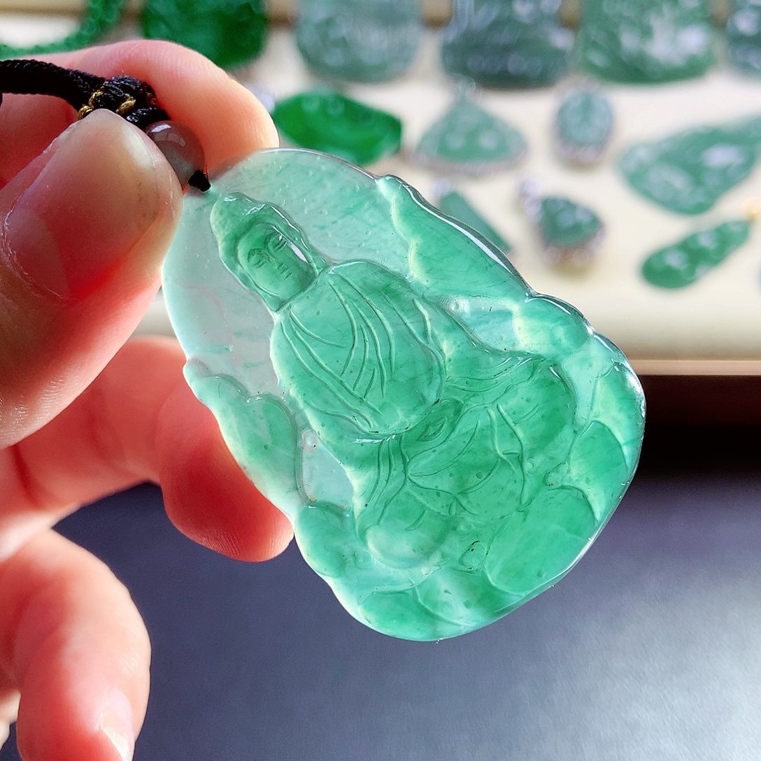 【闪购商品】翡翠颈饰未镶嵌天然