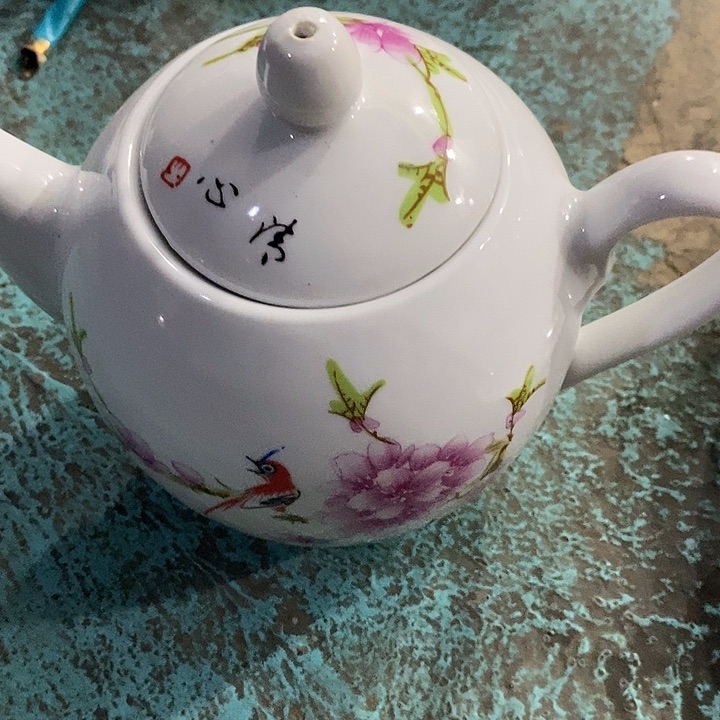 摆件蛋型水点桃花大茶壶