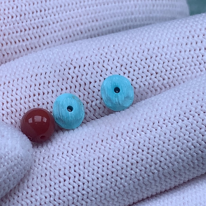 南红玛瑙未镶嵌珠宝奇石