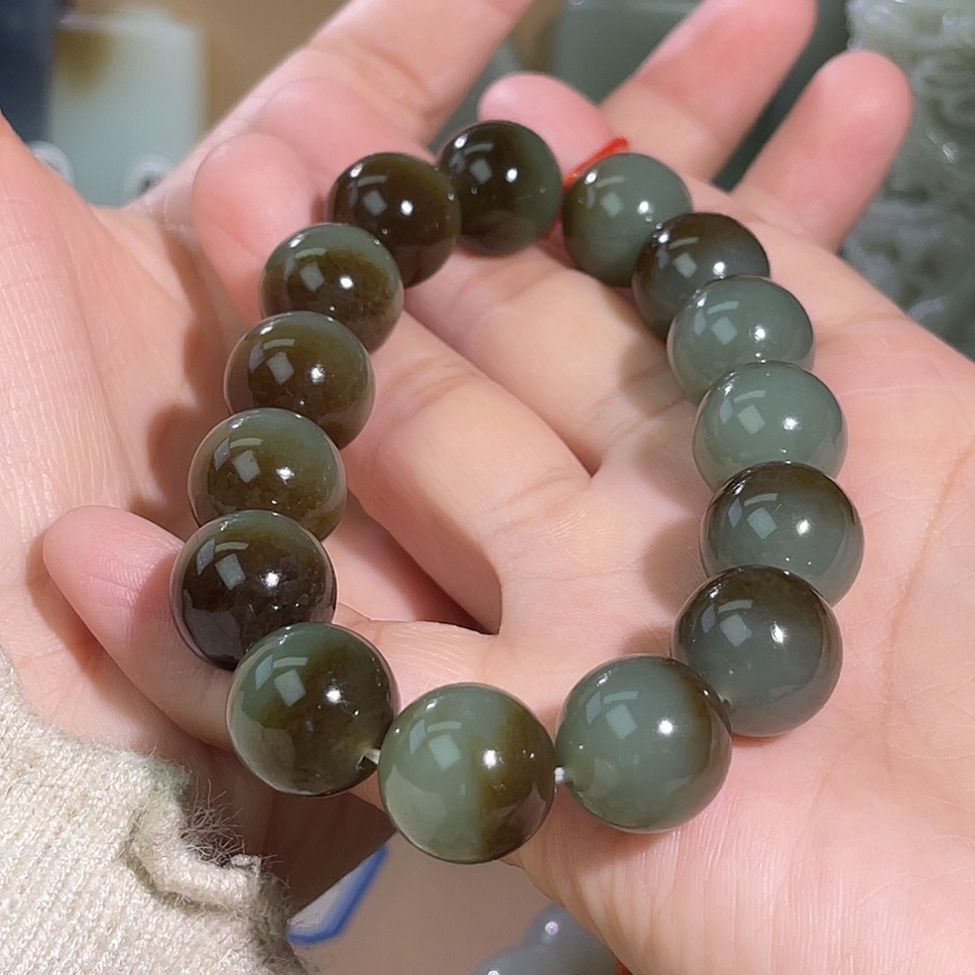 赵****和田玉未镶嵌手串