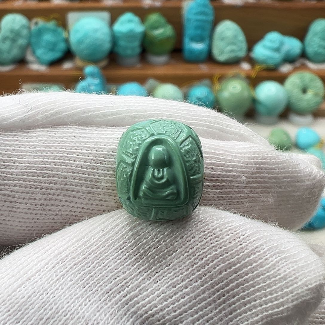 绿松石配饰未镶嵌