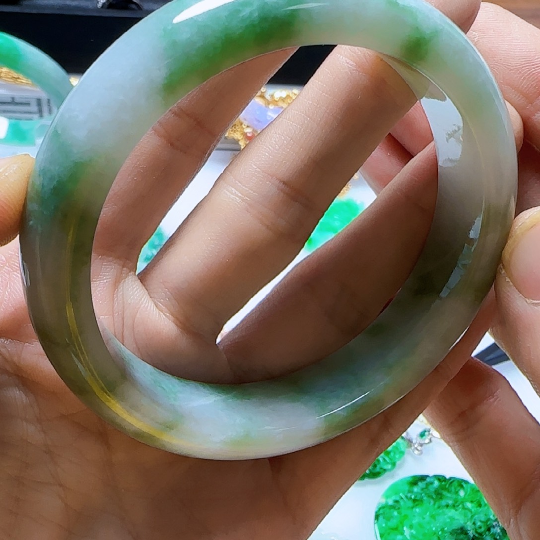 翡翠未镶嵌手镯翡翠399