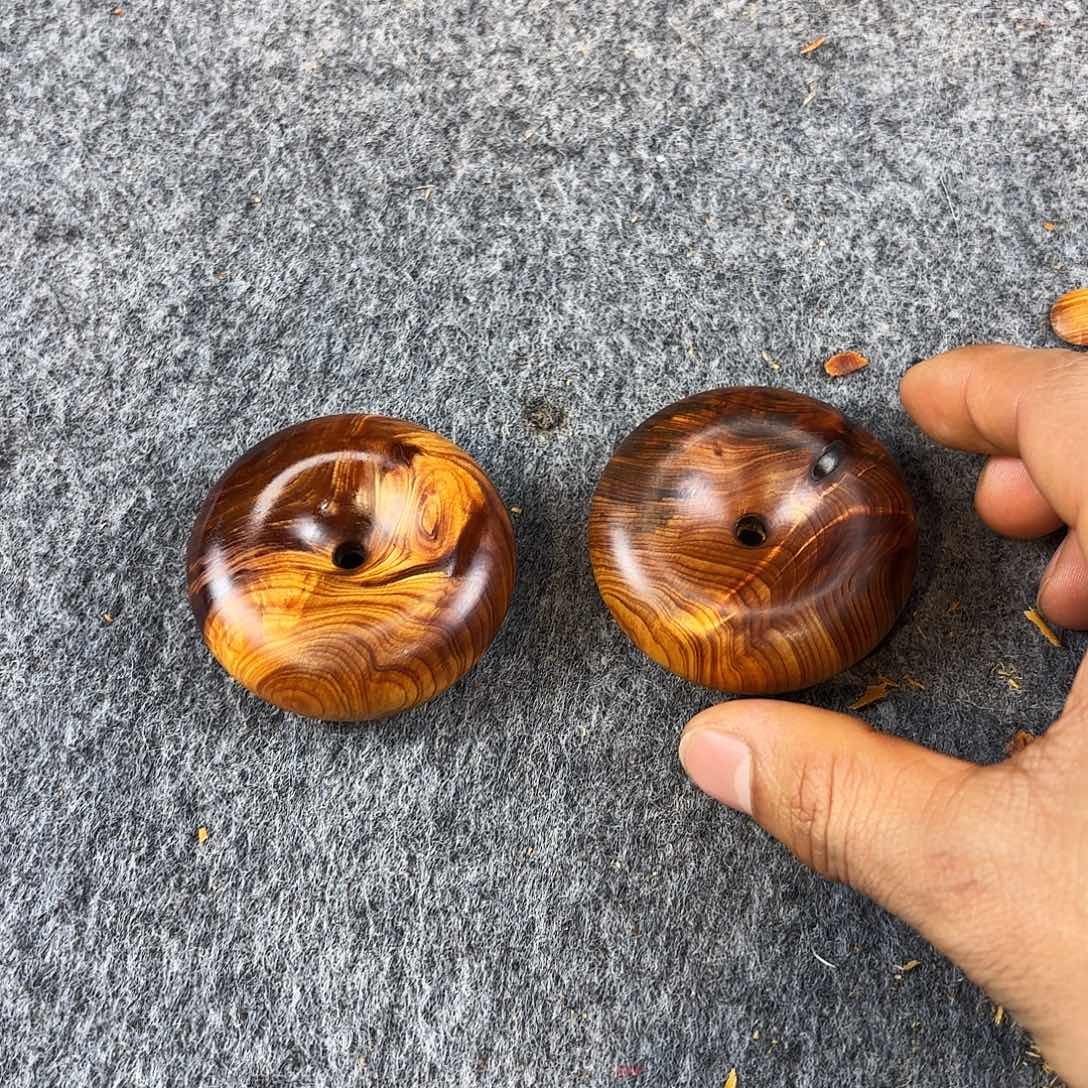 崖柏黑金龙胆面包圈