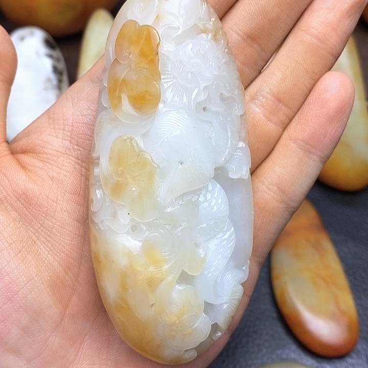 和田玉未镶嵌挂件小*