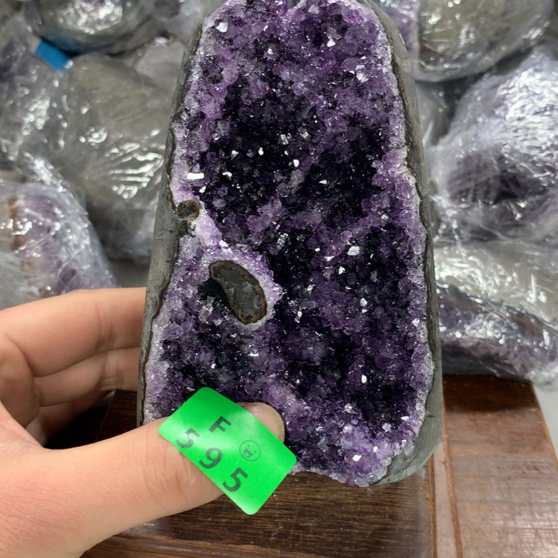 紫晶大型摆件（非配饰）未镶嵌