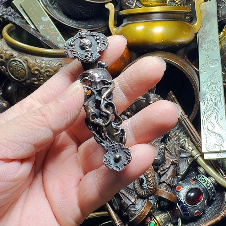 铜器摆件收收藏藏
