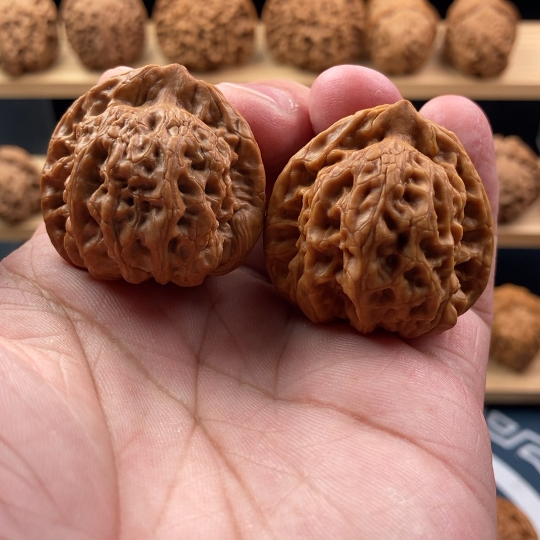 文玩核桃把件36全品盘山佛肚