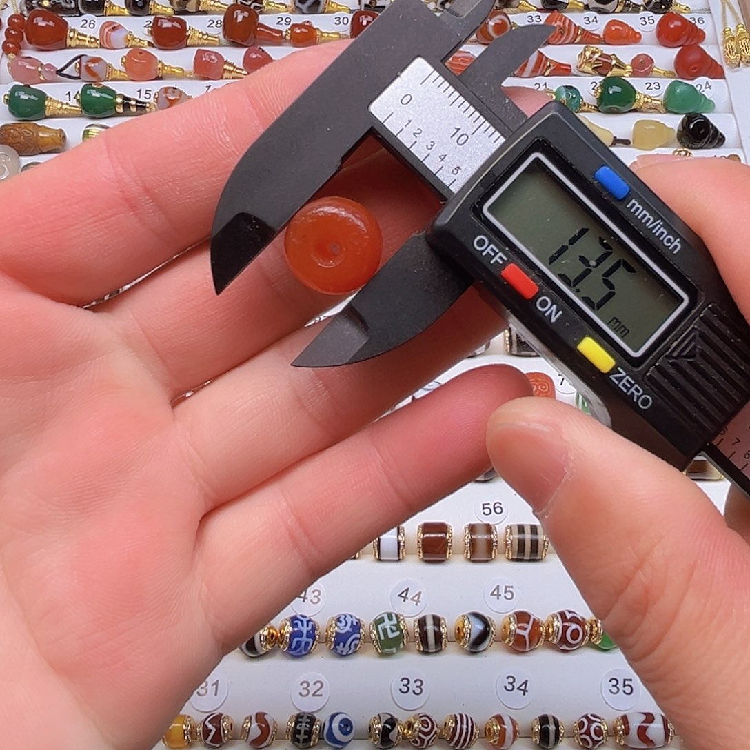 玛瑙/玉髓合金颈饰