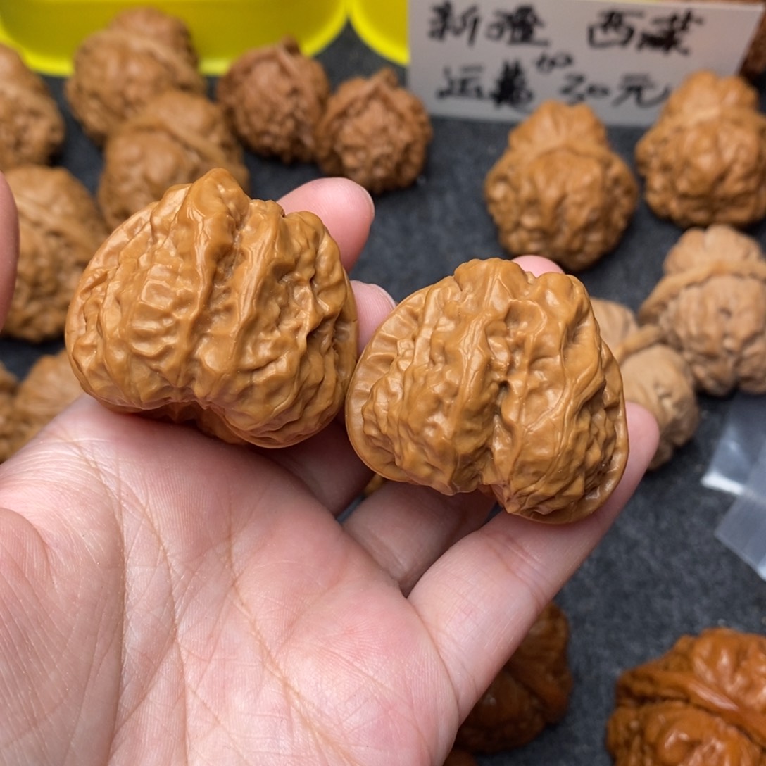 文玩核桃把件炒*蛋蛤蟆39