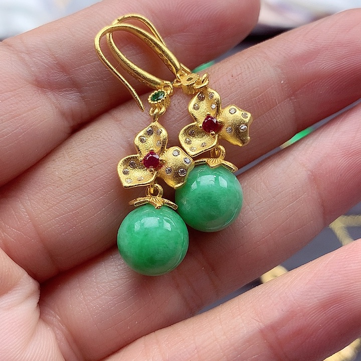 翡翠颈饰银S925镶嵌翡翠