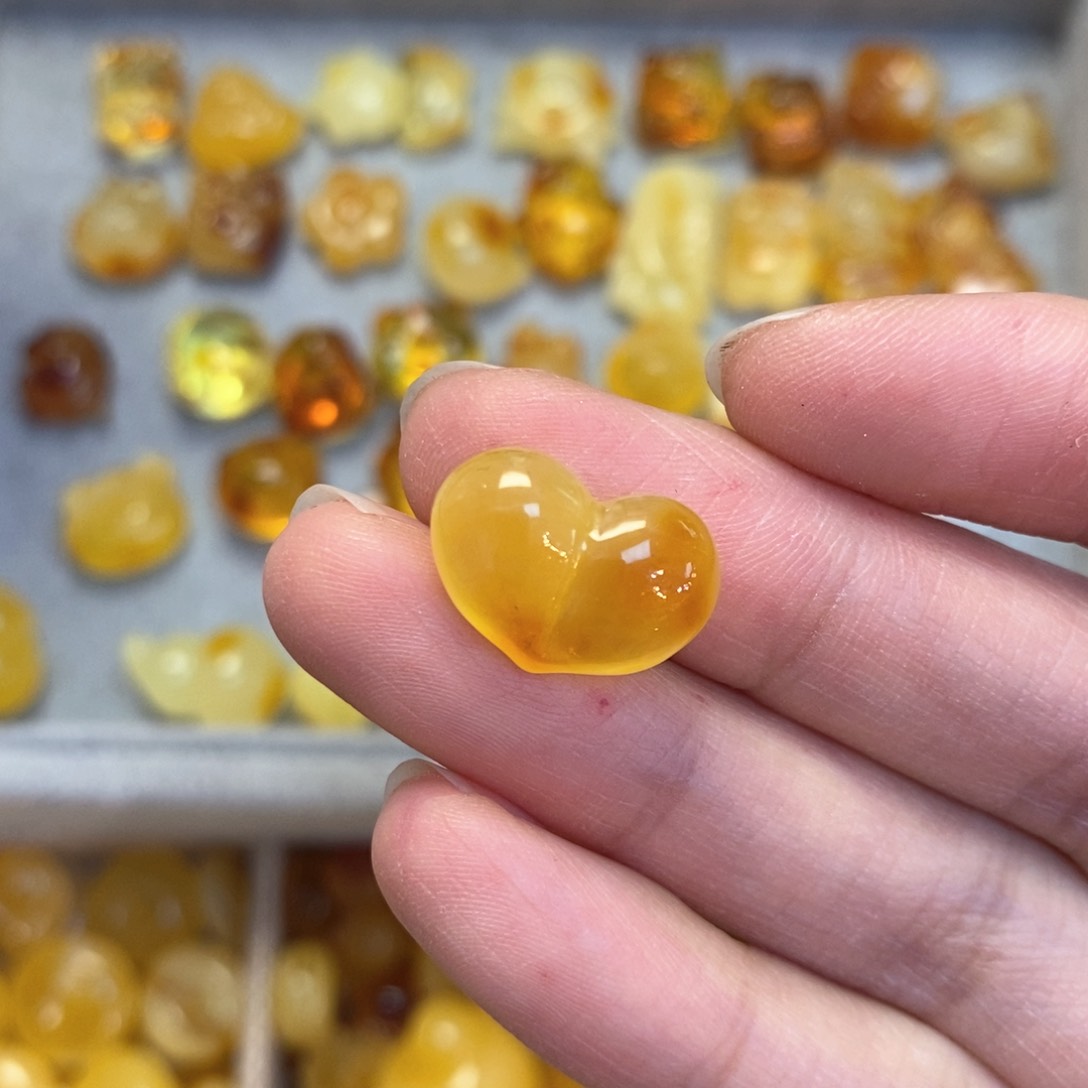 蜜蜡颈饰未镶嵌屁桃