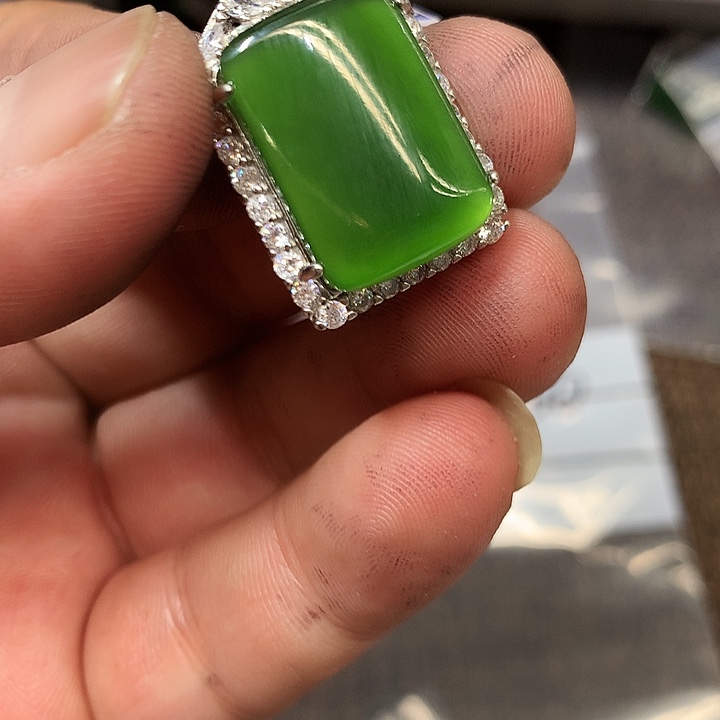 和田玉银S925镶嵌颈饰糖*