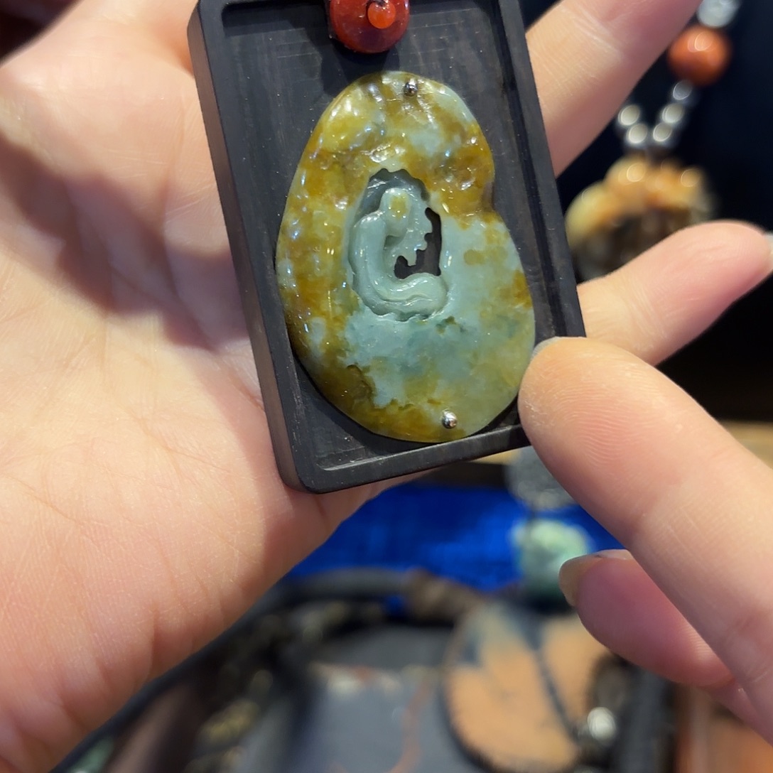 翡翠未镶嵌颈饰原创