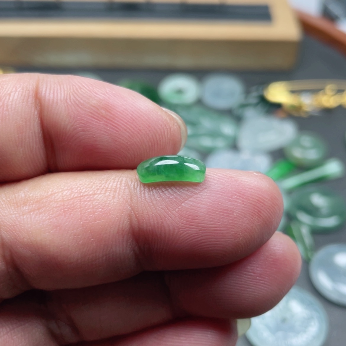 【闪购商品】翡翠颈饰未镶嵌翡翠