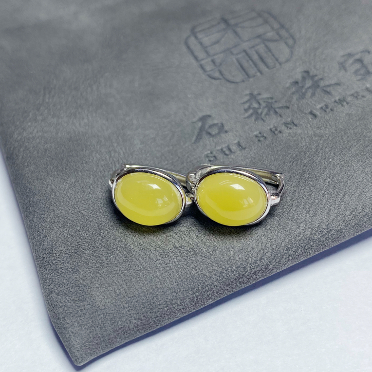 天然俄料蜜蜡耳扣s925银镶嵌