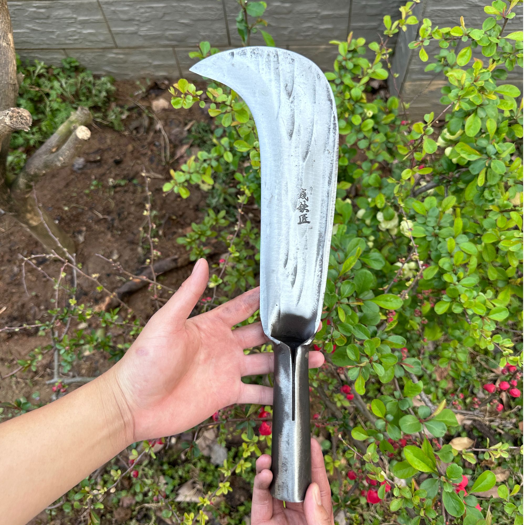 云南户外柴刀 砍柴砍树户外 弹簧钢锻打