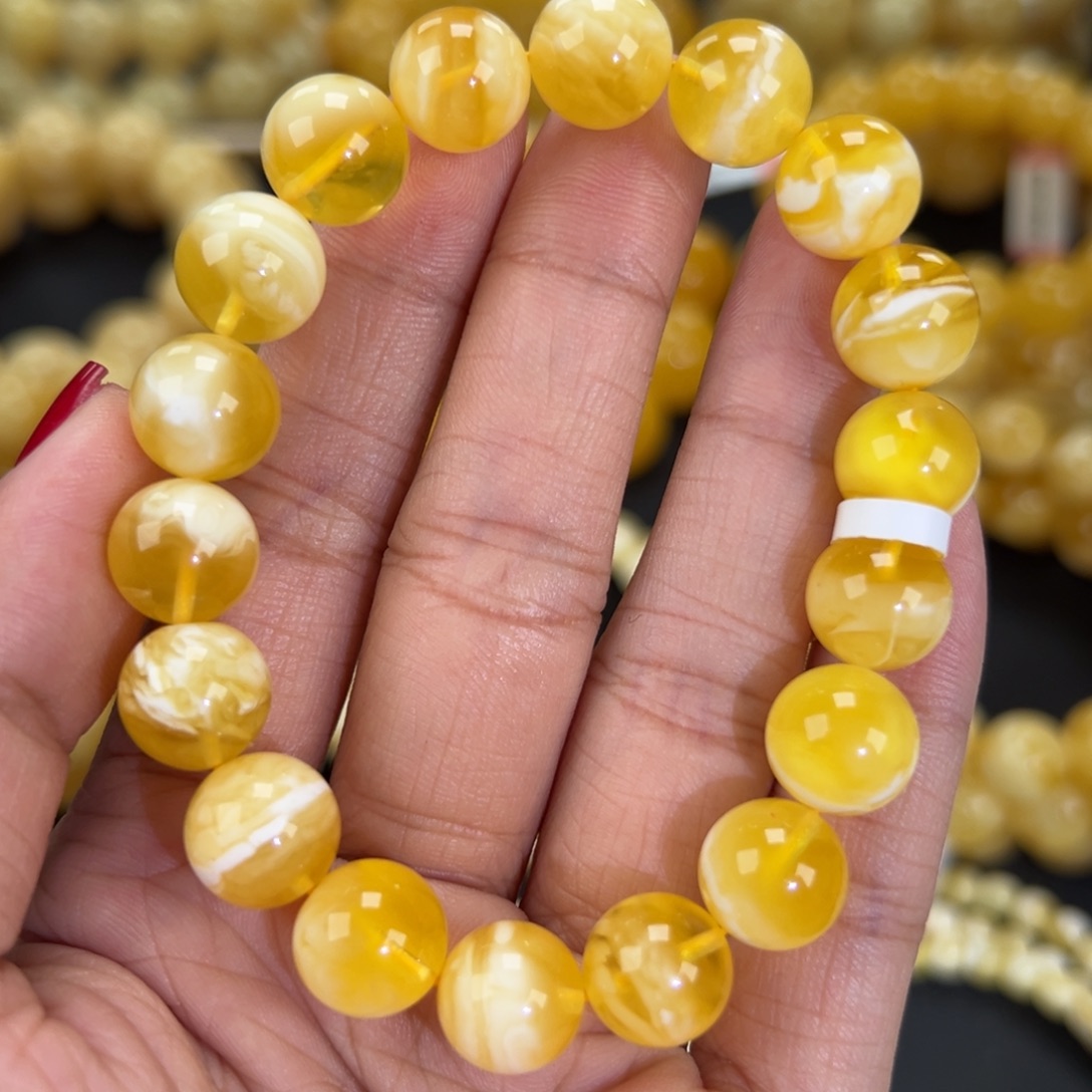 琥珀未镶嵌手链14.2克