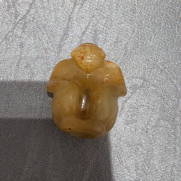 天***华透闪石质玉未镶嵌颈饰