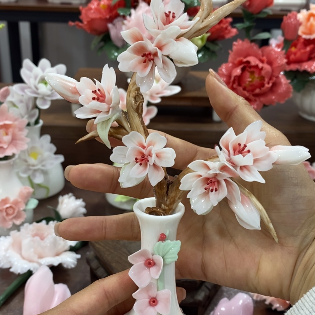 摆件陶瓷手工花摆件