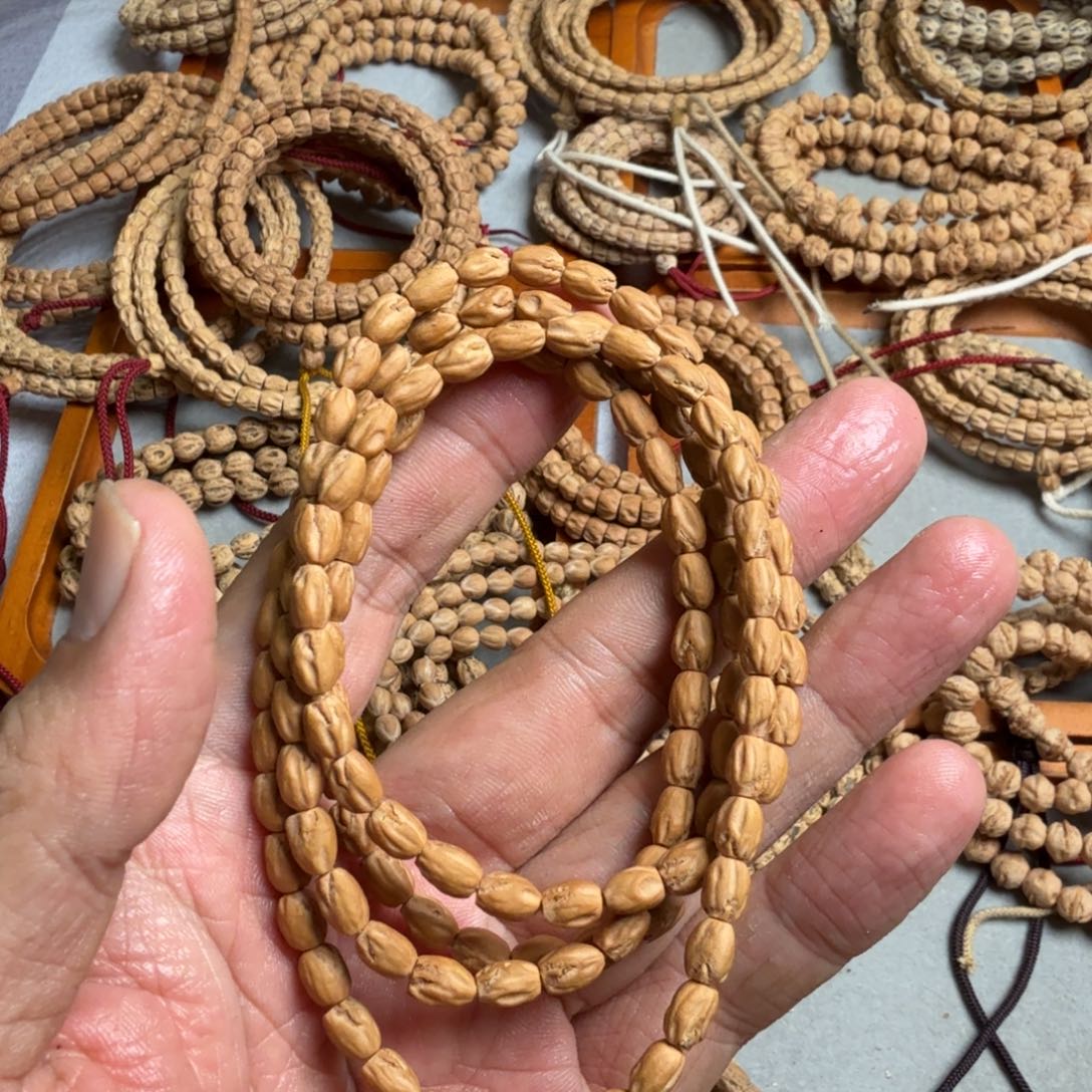 啄****吊坠柏香籽/百香籽