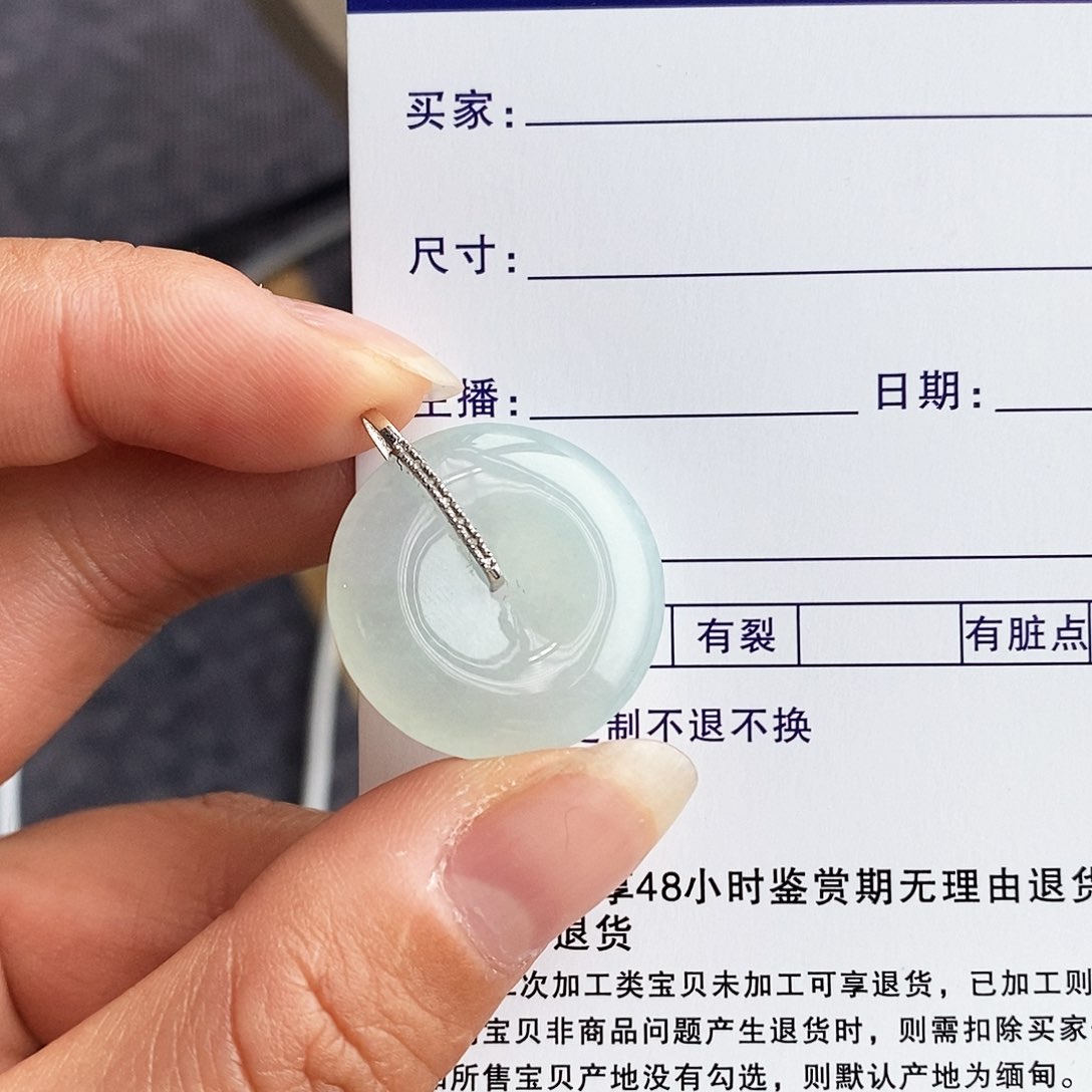 翡翠颈饰18K金镶嵌翡翠首饰