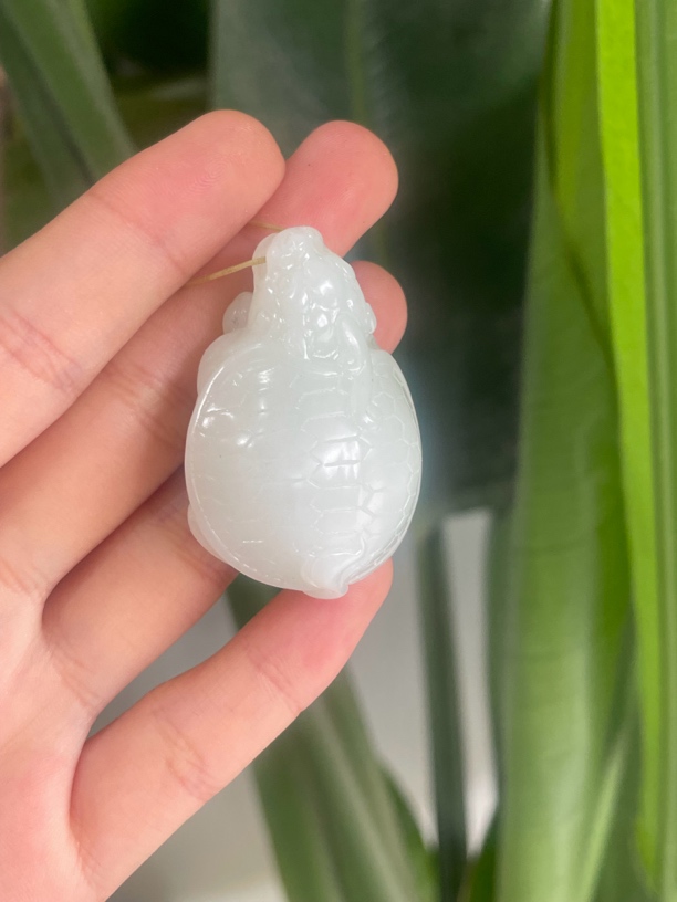 天然和田玉龙龟吊坠