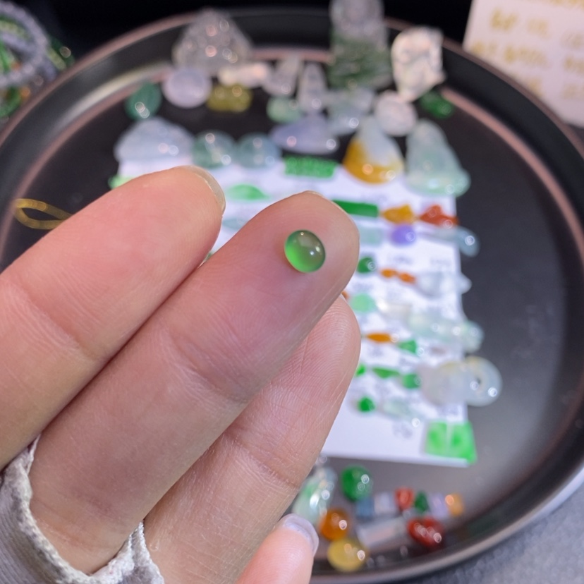 【闪购商品】翡翠挂件未镶嵌蛋