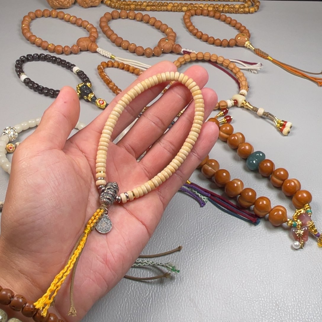 吊坠龙脊菩提。。。。。。。。。。