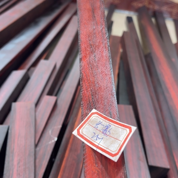 紫檀木类端景台幻**影