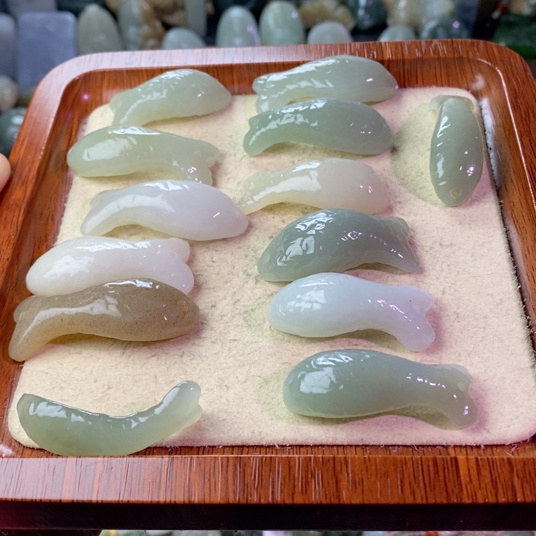 和田玉颈饰未镶嵌单个