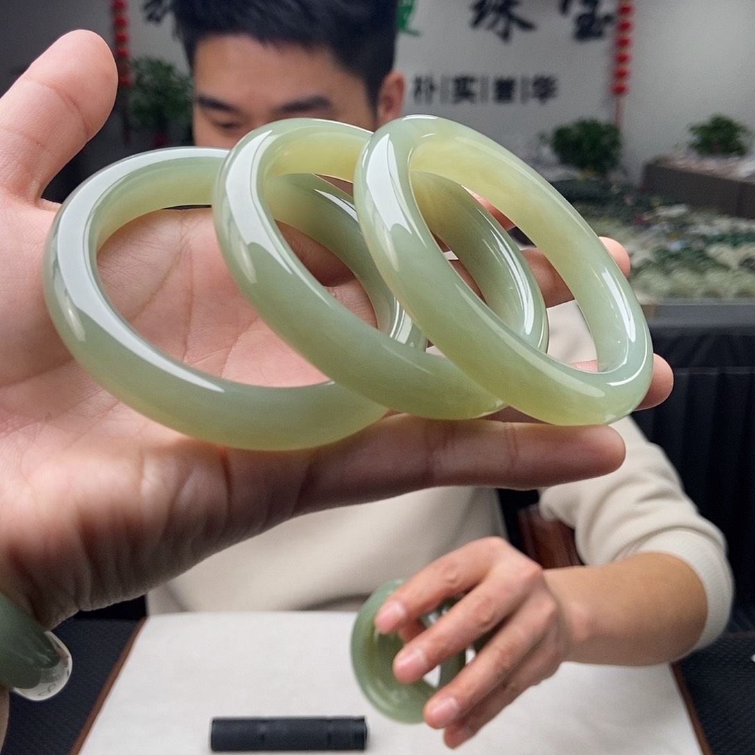 和田玉54-56颜色多样性发拍一发一未镶嵌