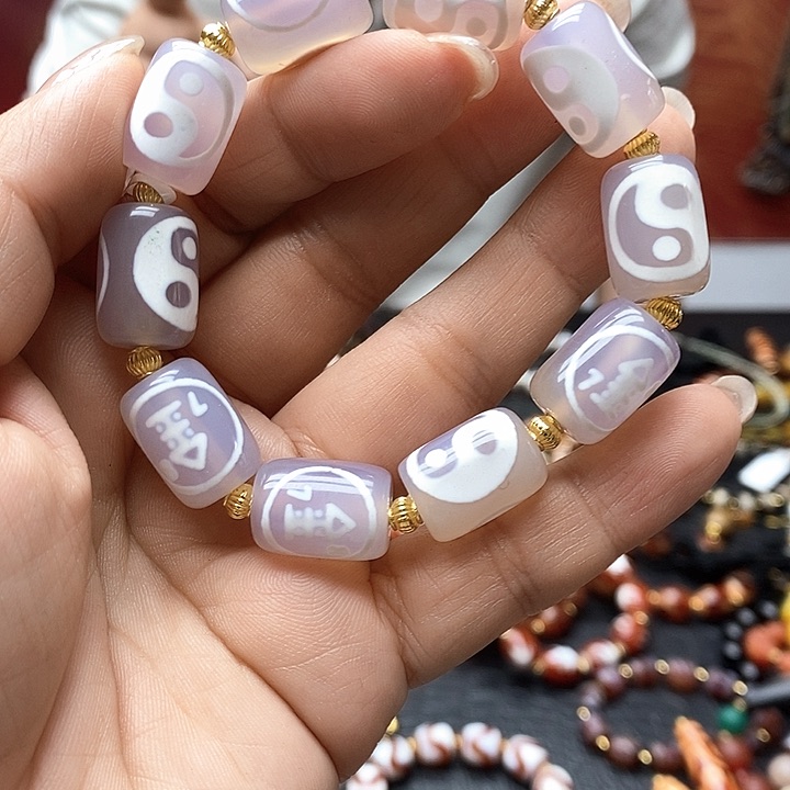 玛瑙/玉髓颈饰合金