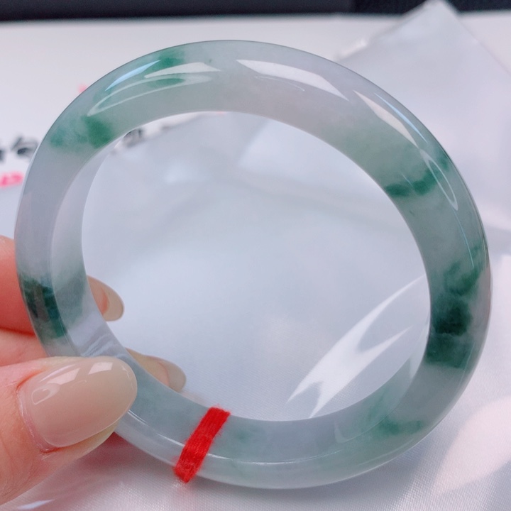 翡翠未镶嵌手镯57。58