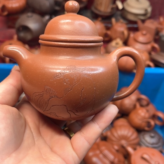 紫砂茶壶瑕疵……………………
