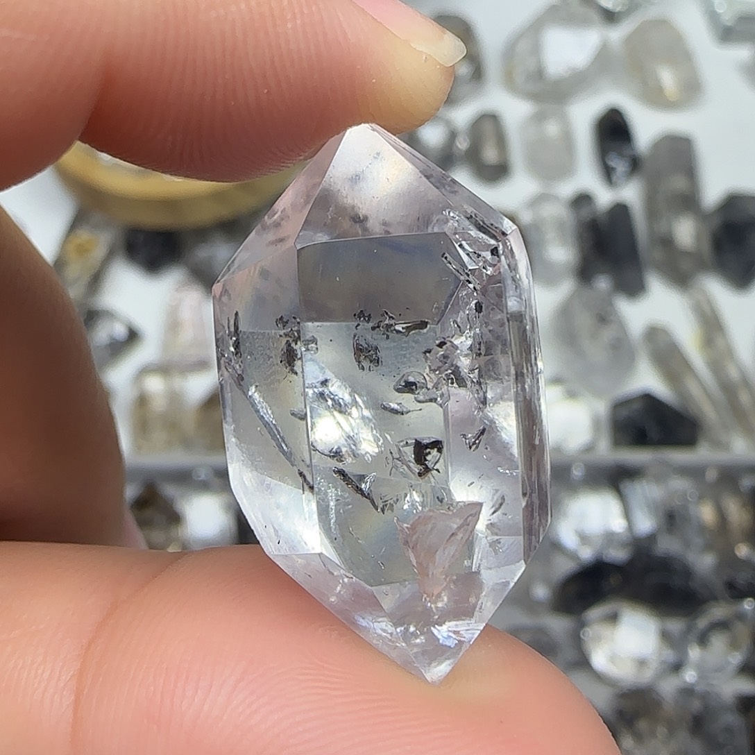 水晶珠宝半成品未镶嵌散墨双尖随形带流沙