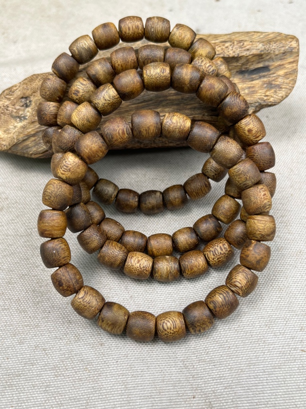 奇楠沉香白奇老虫漏料鼓卡9宠粉多样性发一