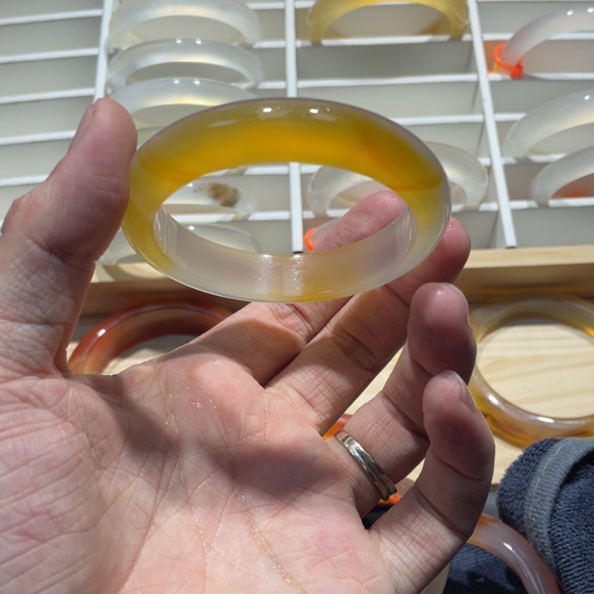 【闪购商品】玛瑙/玉髓手镯未镶嵌2.10