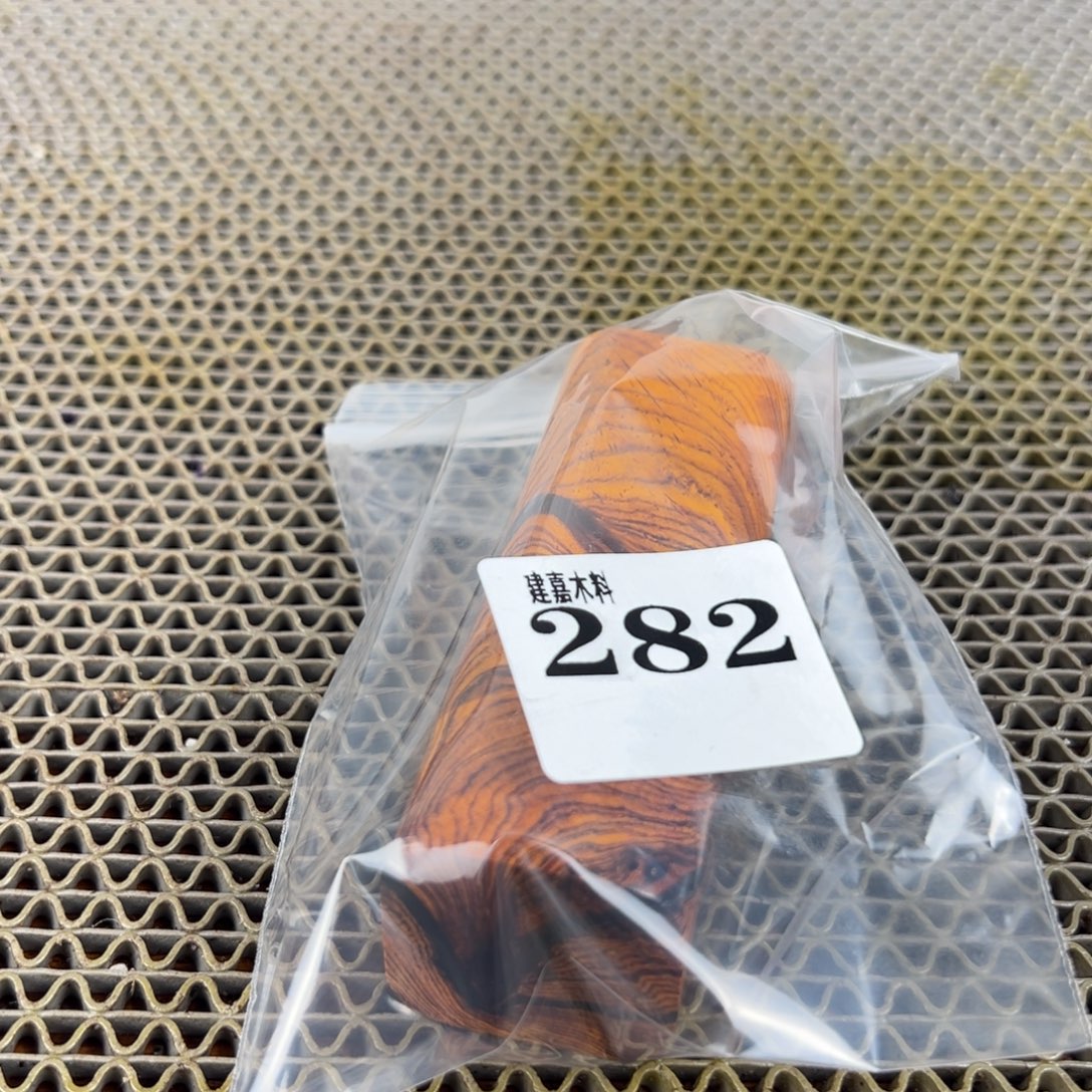 黄***板木木料一物一拍木料