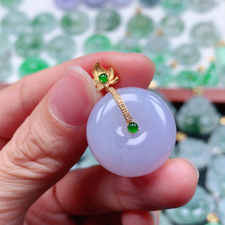 翡翠吊坠(不含链)18K金镶嵌