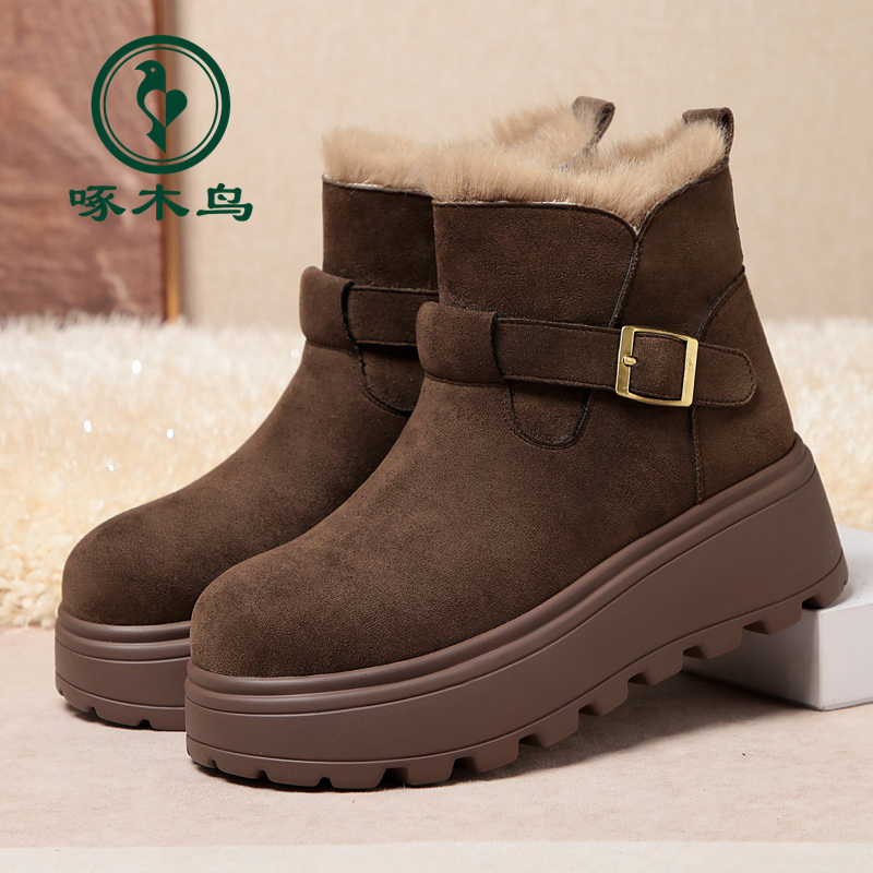 （啄木鸟）冬季新款女短靴加绒保暖厚底防滑雪地靴时尚百搭女棉靴