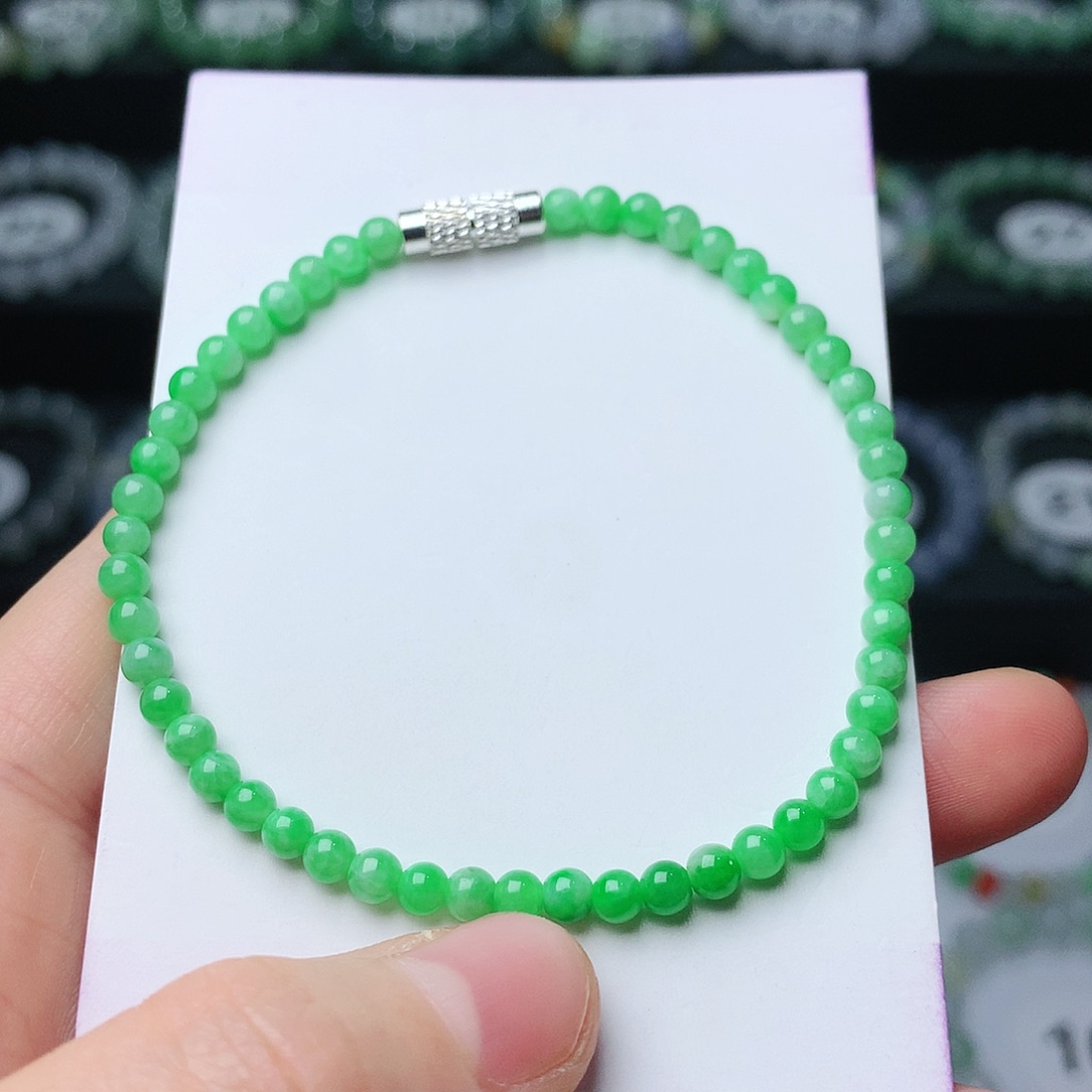 翡翠手链未镶嵌翡翠