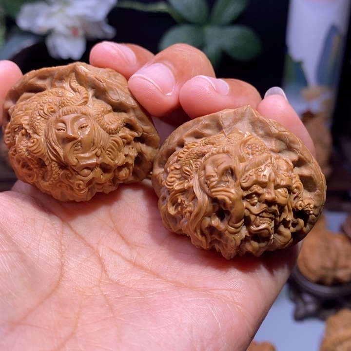 【闪购商品】核桃手串/手链蛇女雕刻