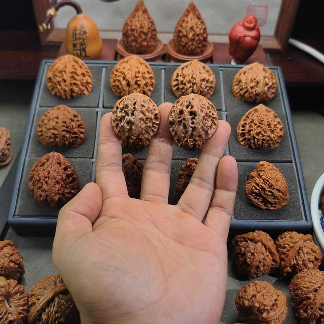 文玩核桃吊坠36手捻苹果园