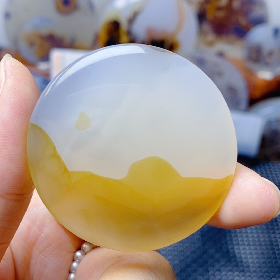 玛瑙/玉髓未镶嵌珠宝奇石