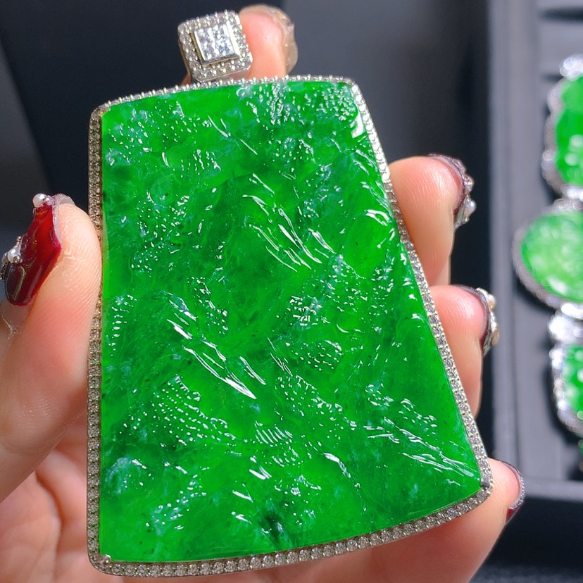 【闪购商品】翡翠吊坠(不含链)银S925镶嵌凹*