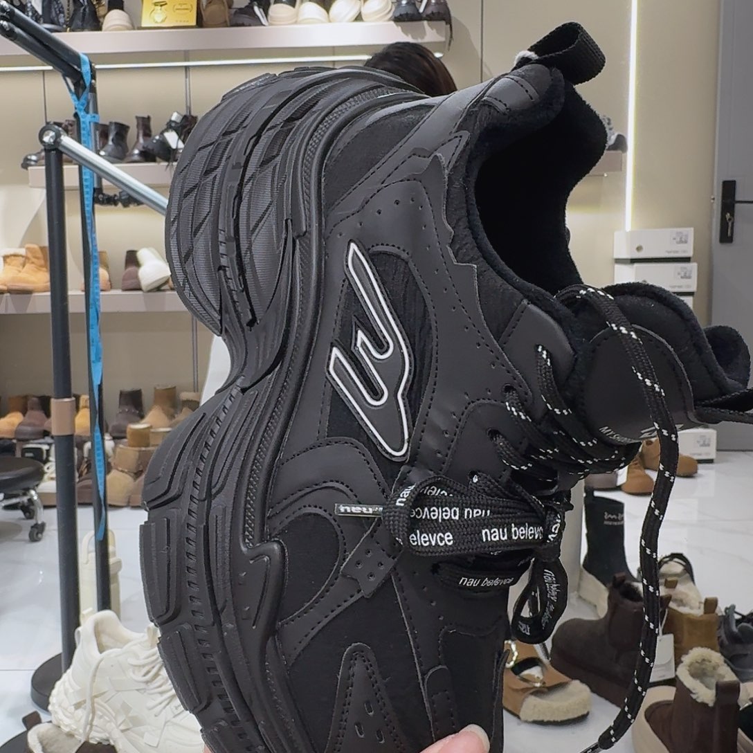 38码黑色玛莎玛索