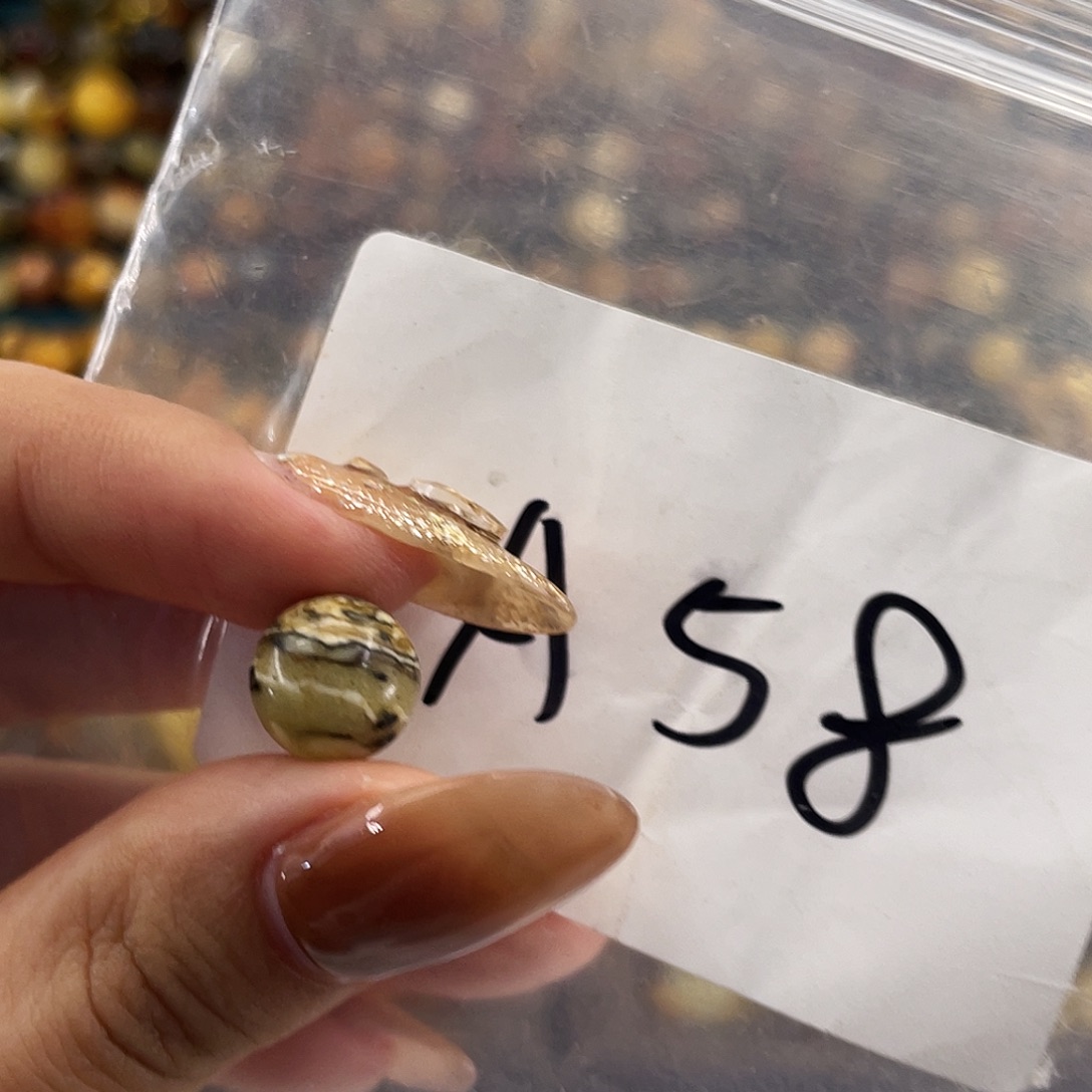 琥珀未镶嵌裸石10.3福利