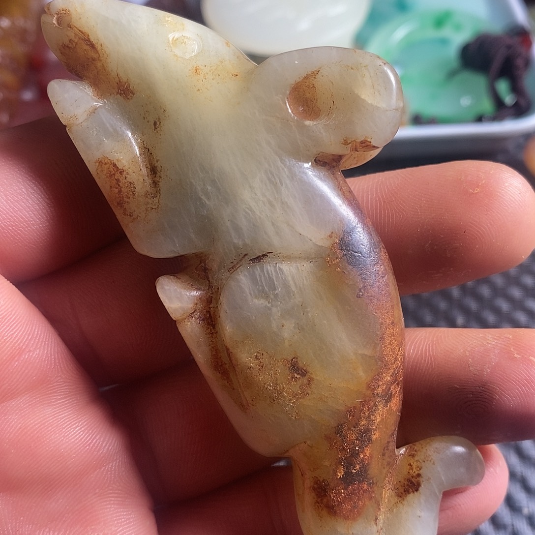 岫玉未镶嵌珠宝奇石