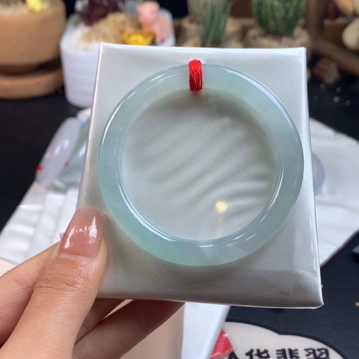 惠***…翡翠未镶嵌手镯52.6圈口